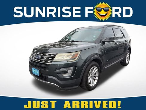 Used 2016 Ford Explorer XLT w/ Equipment Group 201A image 1
