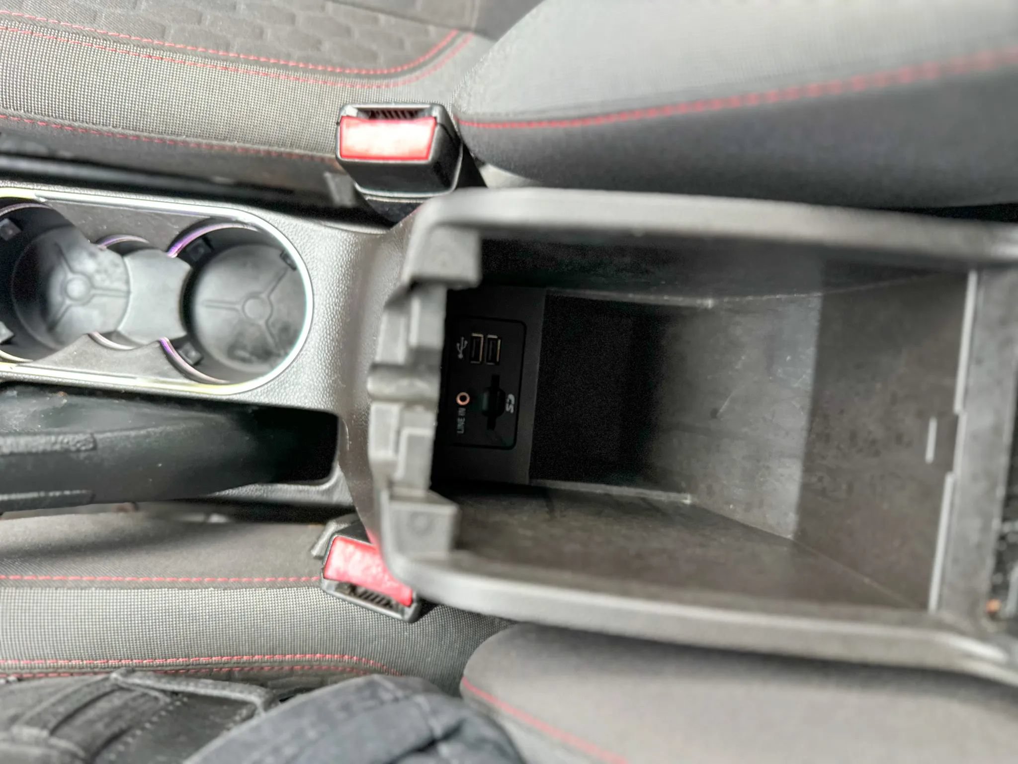 Used 2014 Ford Fiesta SE w/ Equipment Group 201A FWD image 23