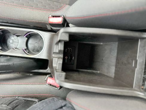 Used 2014 Ford Fiesta SE w/ Equipment Group 201A FWD image 23
