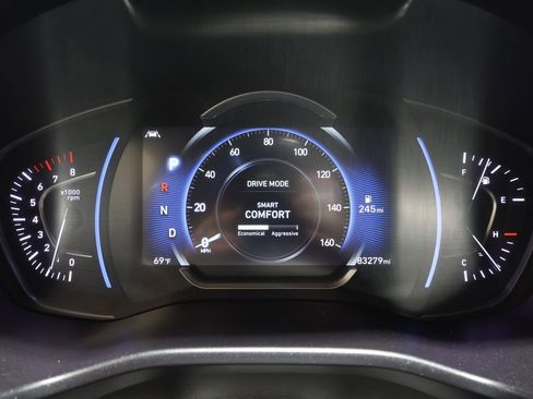 Used 2020 Hyundai Santa Fe Limited w/ Cargo Package image 11