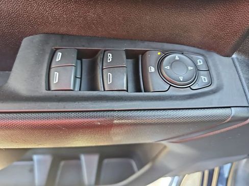 Used 2022 Chevrolet Silverado 1500 Custom AWD/4WD image 26