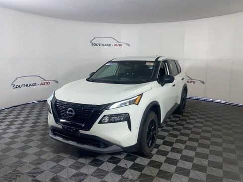 Certified 2023 Nissan Rogue S image 4