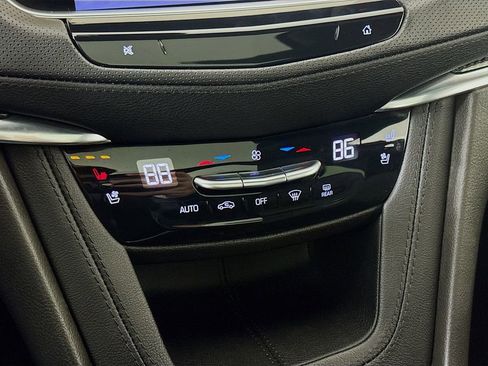 Used 2022 Cadillac XT5 Sportv image 17