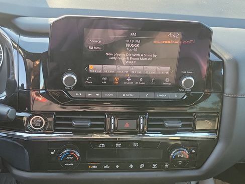 Used 2023 Nissan Pathfinder Rock Creek image 27