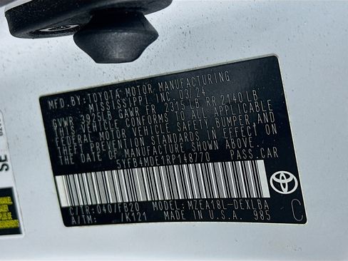 Used 2024 Toyota Corolla LE image 12