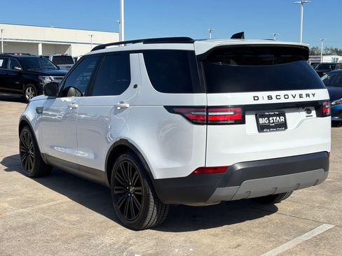 Used 2017 Land Rover Discovery HSE image 6