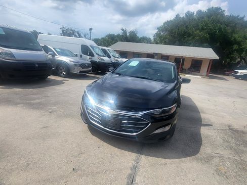 Used 2019 Chevrolet Malibu LT FWD image 5