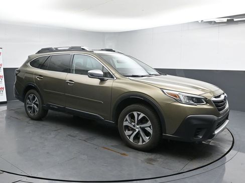 Used 2020 Subaru Outback Touring image 2