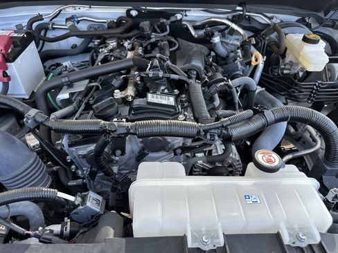 Used 2024 Toyota Tacoma TRD Sport RWD image 10