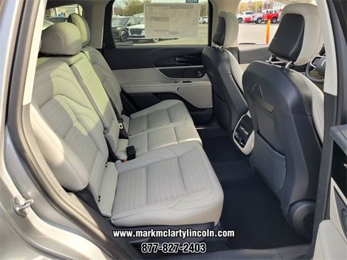 New 2026 Lincoln Nautilus Reserve image 10