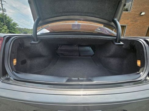 Used 2019 Chrysler 300 Touring w/ Sport Appearance Package RWD image 76