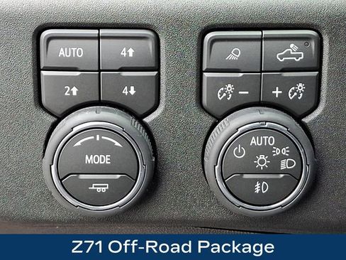 Used 2026 Chevrolet Silverado 2500 LTZ w/ LTZ Plus Package AWD/4WD image 9
