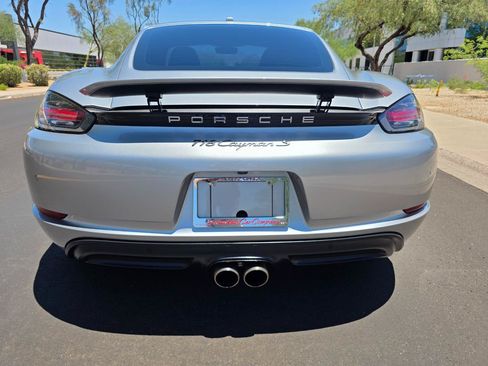 Used 2017 Porsche 718 Cayman S RWD image 24