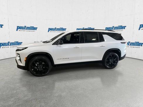Used 2024 Chevrolet Traverse RS AWD/4WD image 6