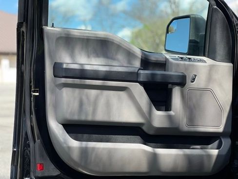 Used 2016 Ford F150 XL w/ Equipment Group 101A Mid image 10