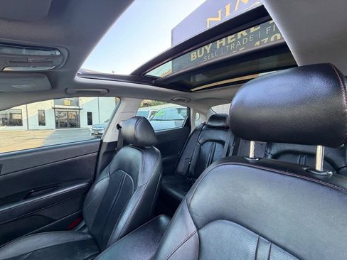 Used 2018 Kia Optima SX FWD image 29