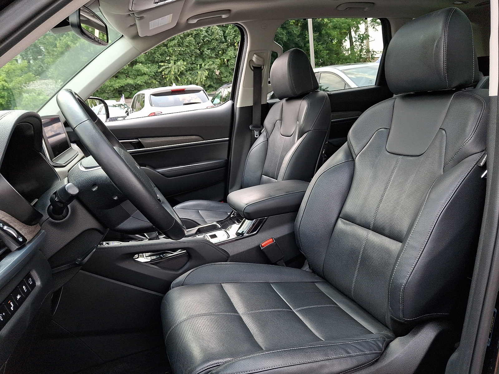 Used 2022 Kia Telluride SX w/ Nightfall Edition Package AWD/4WD image 12