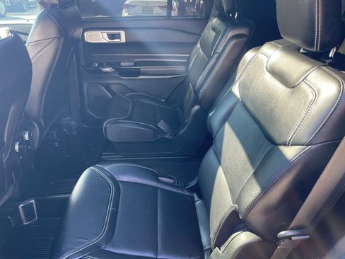 Used 2023 Ford Explorer ST w/ Equipment Group 401A image 27