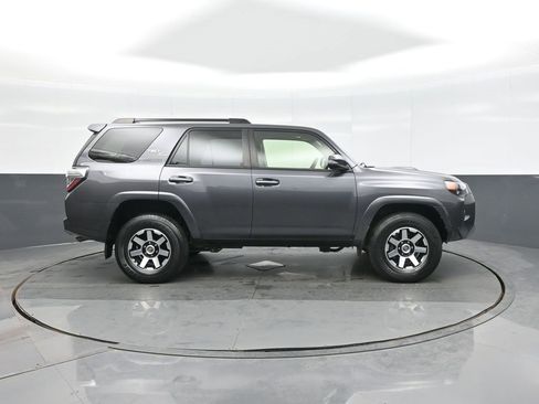 Certified 2021 Toyota 4Runner TRD Off-Road Premium image 8