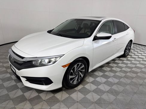 Used 2017 Honda Civic EX image 6