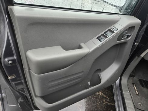 Used 2019 Nissan Frontier SV AWD/4WD image 33