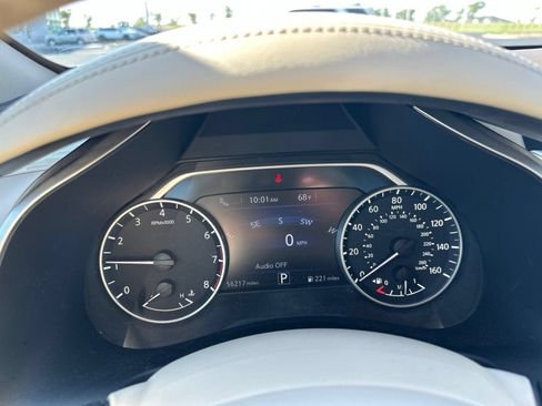 Used 2017 Nissan Murano Platinum w/ Platinum Technology Package AWD/4WD image 6
