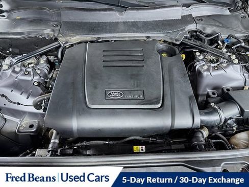 Used 2024 Land Rover Discovery S image 34