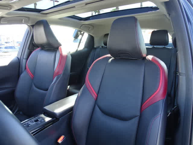 Certified 2025 Toyota Prius Plug-In Hybrid FWD image 19
