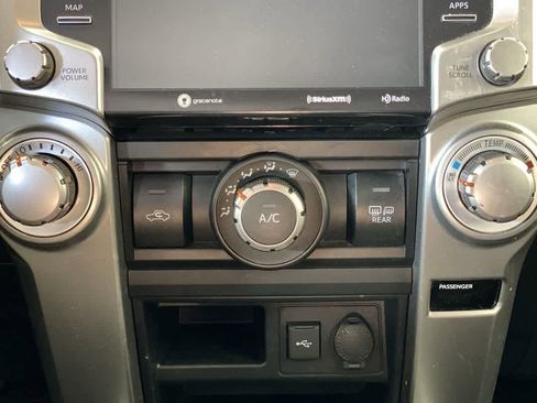 Used 2020 Toyota 4Runner SR5 Premium w/ Moonroof Package AWD/4WD image 22