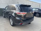 Used 2015 Toyota Highlander Limited Platinum image 4