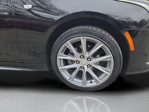 Used 2022 Cadillac CT4 Sport AWD/4WD image 2