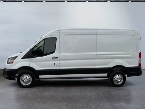 Used 2025 Ford Transit 250 148 Medium Roof Extended AWD image 8