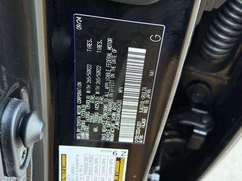 Used 2024 Lexus LX 600 F Sport image 33