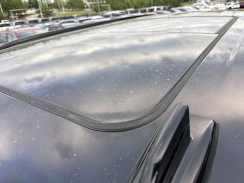 Used 2024 Chevrolet Tahoe Z71 w/ Luxury Package image 16