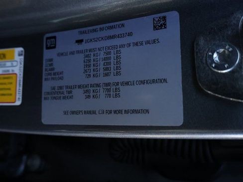 Used 2021 GMC Yukon AT4 w/ Technology Package AWD/4WD image 45