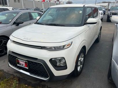 Certified 2022 Kia Soul LX w/ Technology Package