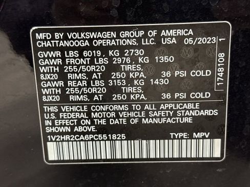 Used 2023 Volkswagen Atlas SE image 38