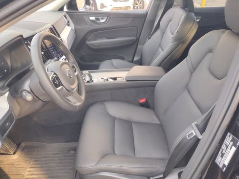 New 2025 Volvo XC60 B5 Plus w/ Protection Package Premier image 9