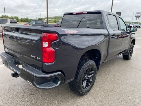 Used 2023 Chevrolet Silverado 1500 Custom Trail Boss AWD/4WD image 6