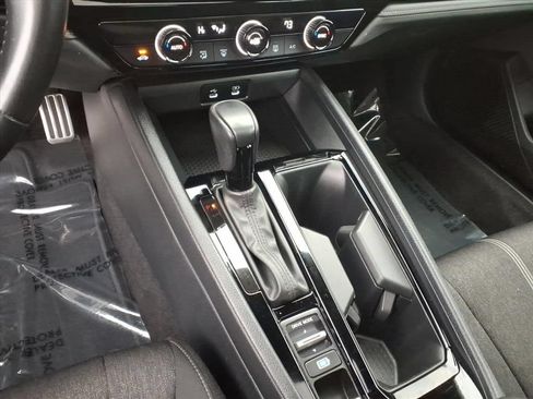 Used 2024 Honda Accord Sport image 9