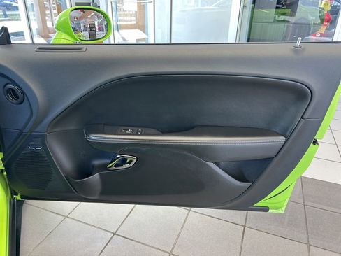 Used 2019 Dodge Challenger SRT Hellcat Redeye image 45