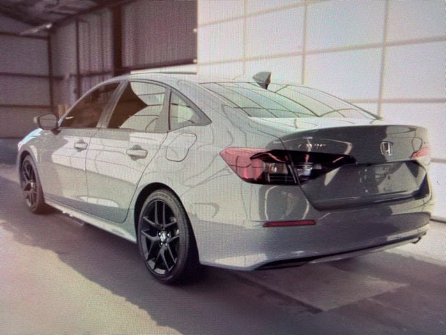 Used 2025 Honda Civic Sport image 4