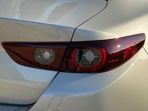 New 2026 MAZDA MAZDA3 2.5 S Sedan w/ Preferred Pkg image 30