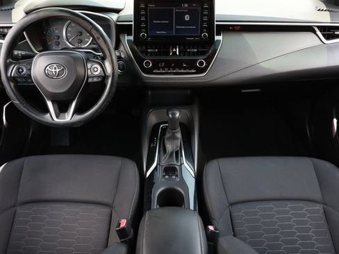 Used 2019 Toyota Corolla SE w/ SE Option Package FWD image 2