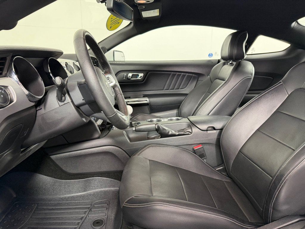 Used 2015 Ford Mustang GT Premium RWD image 11