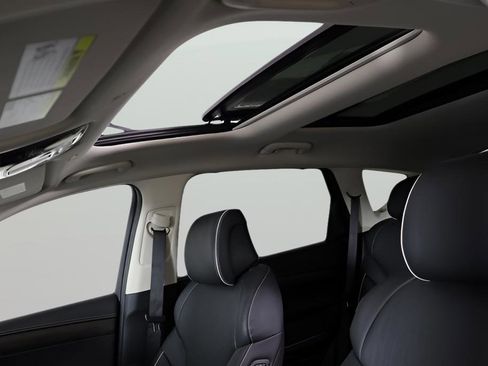 Used 2023 Genesis GV80 2.5T w/ Prestige Package image 30