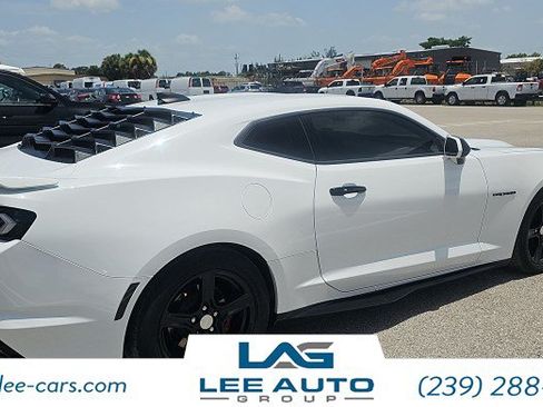 Used 2023 Chevrolet Camaro LT RWD image 2