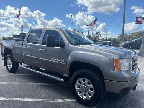 Used 2014 GMC Sierra 2500 Denali w/ Suspension Package, Off-Road image 9
