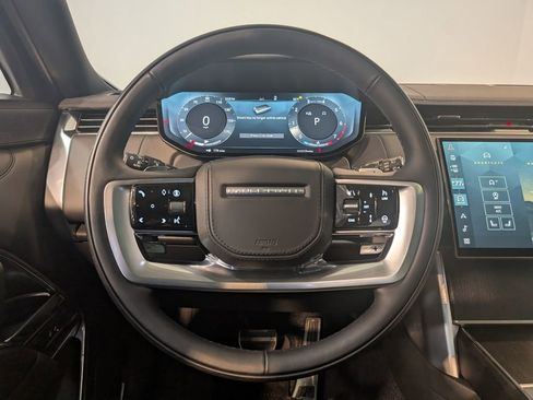 New 2026 Land Rover Range Rover Long Wheelbase SE image 15