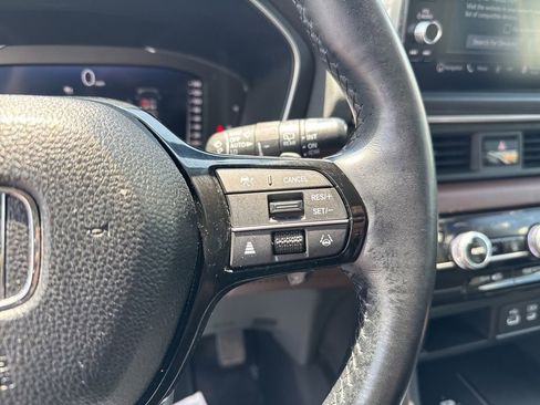 Used 2024 Honda Pilot Elite image 17